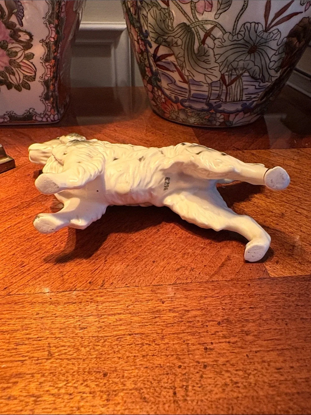 Vintage Porcelain English Setter Figurine Ceramic Statue - Gray and White